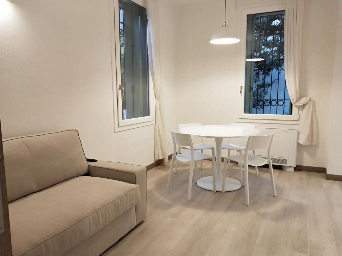 Via Poma Apartments&Rooms Верона Экстерьер фото