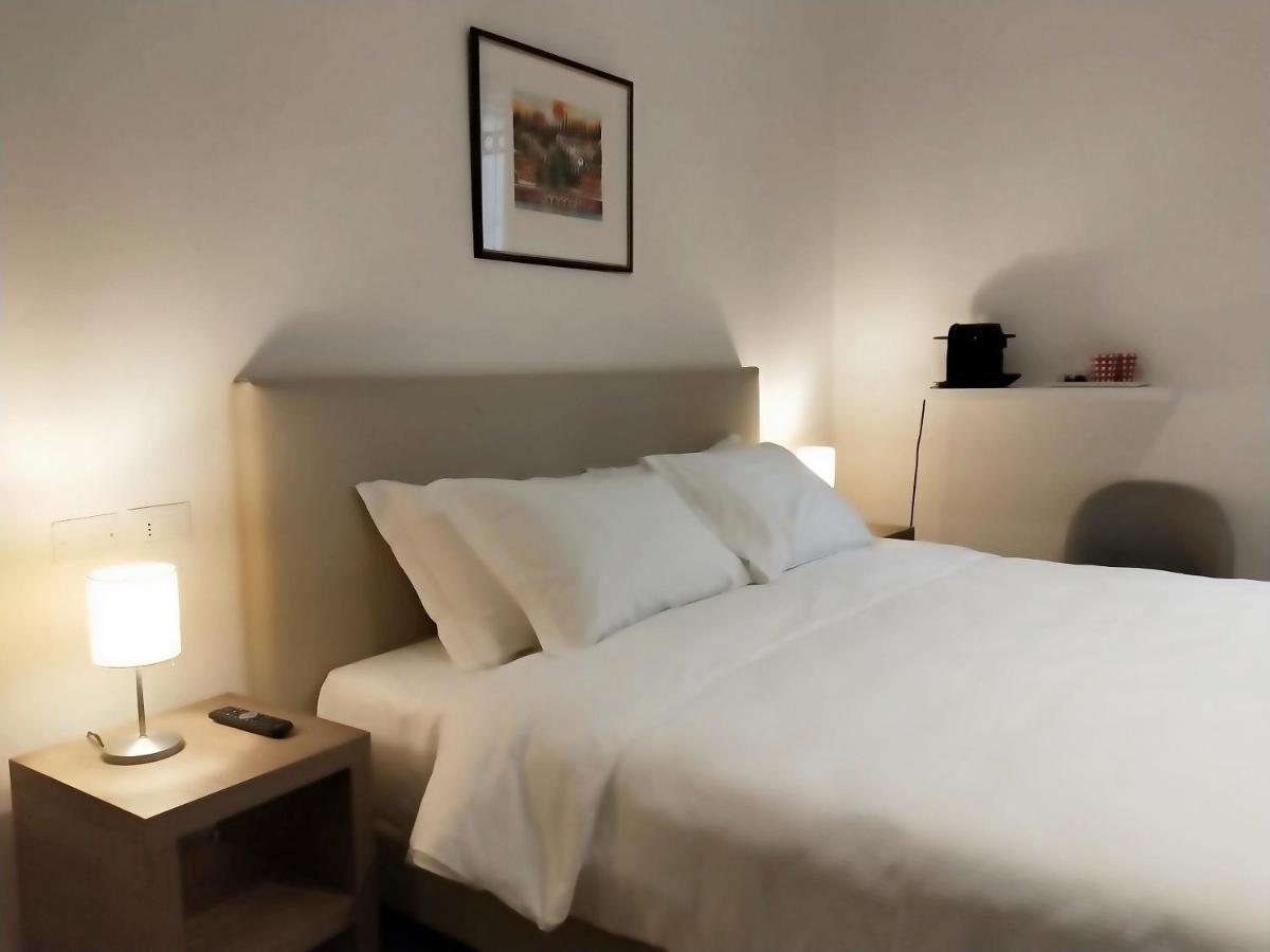 Via Poma Apartments&Rooms Верона Экстерьер фото