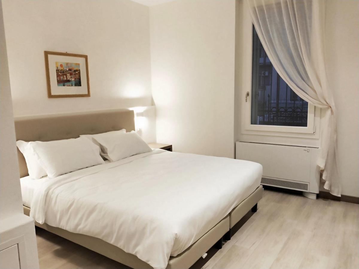 Via Poma Apartments&Rooms Верона Экстерьер фото